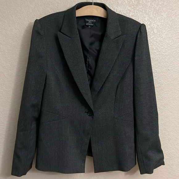 Tahari ASL Jackets & Blazers - Tahari ASL for Bloomingdale’s Suit Jacket Black Women's 12 NEW